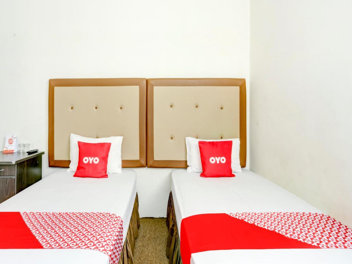 Oyo 3884 Dixie Syariah Guest House Самаринда Экстерьер фото